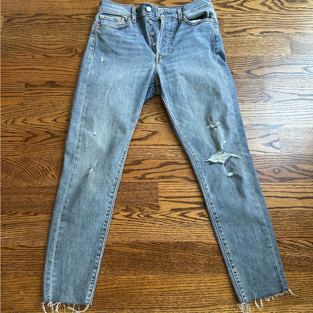 Levi's Classic Blue blue distressed Wedgie Skinny jeans